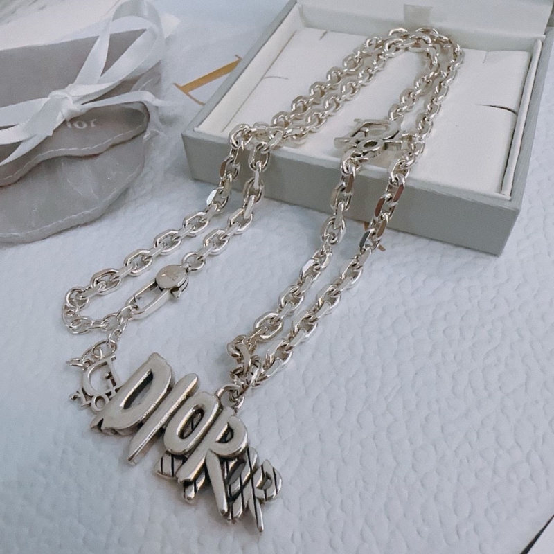 chr1st1an D10r necklaces